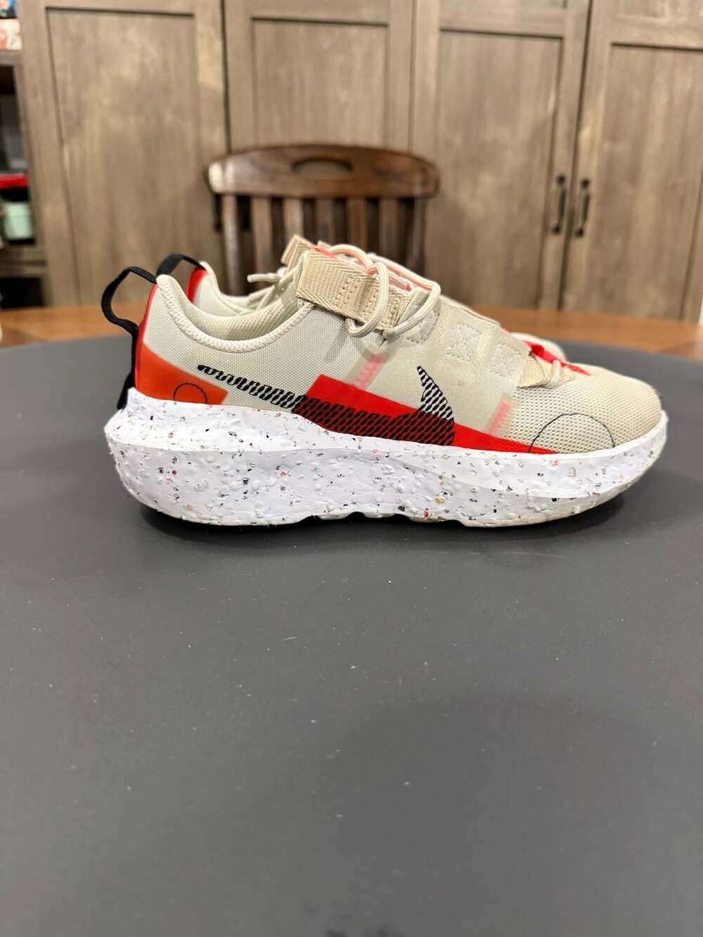 Nike Crater Impact Size 8 Light Bone Bright Crimson
